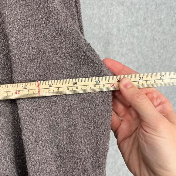 Barefoot Dreams CozyChic Lite Circle Cardi Size M Brown Gray Neutral Pockets EUC - Picture 11 of 12